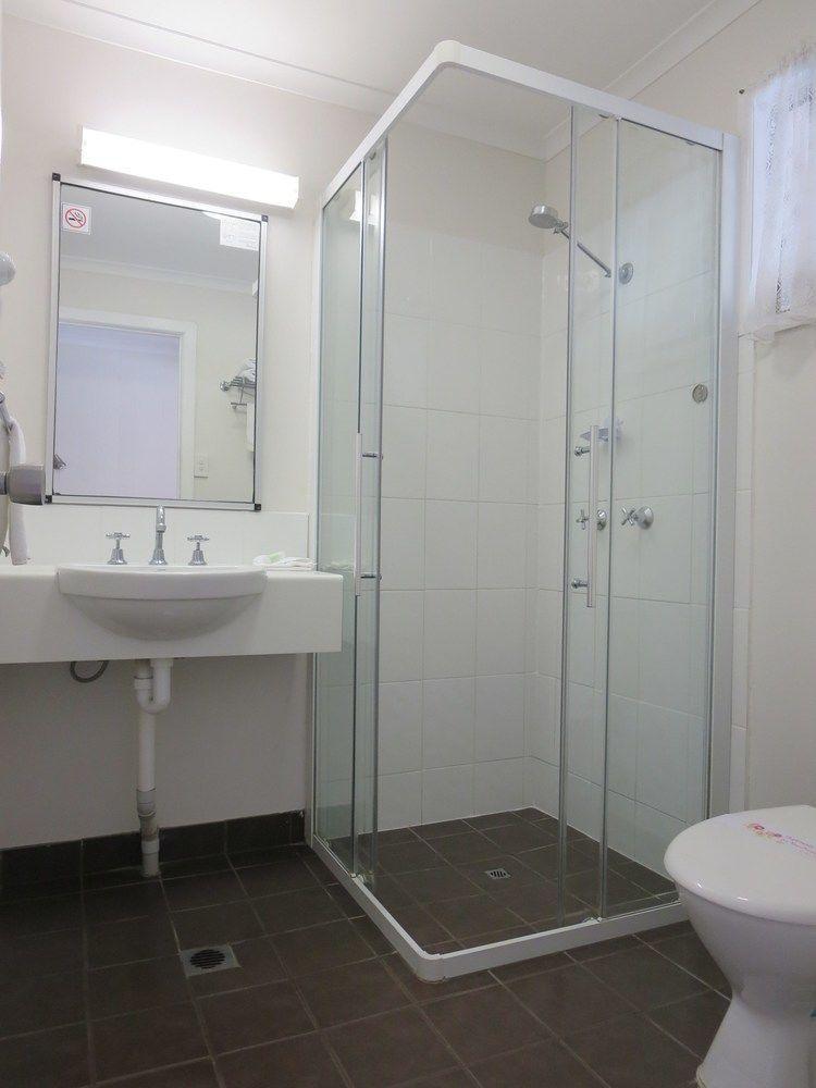 Galaxy Mackay Motor Inn Екстериор снимка