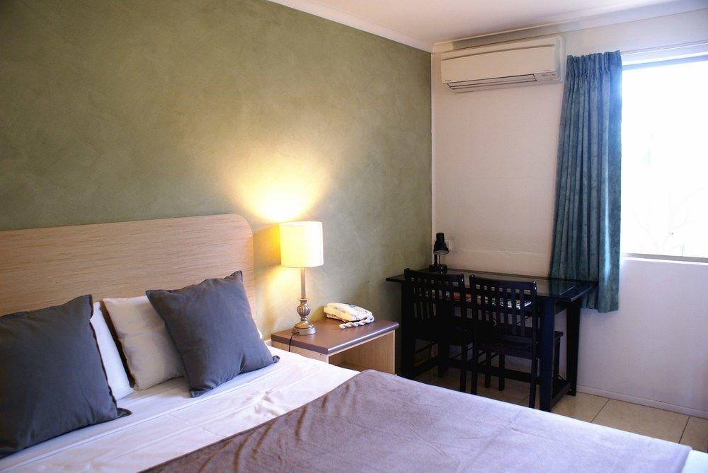 Galaxy Mackay Motor Inn Екстериор снимка