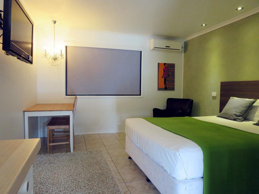 Galaxy Mackay Motor Inn Екстериор снимка