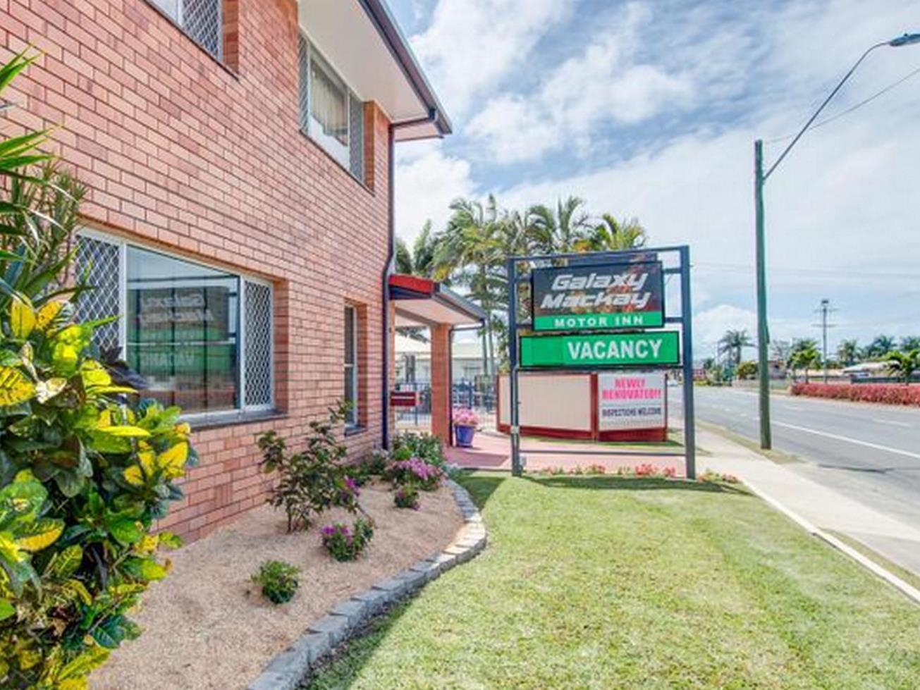 Galaxy Mackay Motor Inn Екстериор снимка